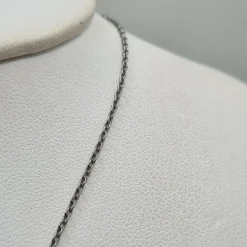 Collier or blanc 18 carats serti d'un diamant naturel certifié LFG