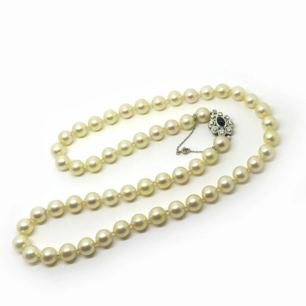 Collier or blanc en perle de culture