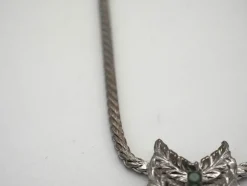 Collier or blanc émeraude