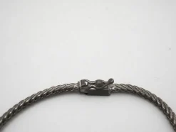 Collier or blanc émeraude