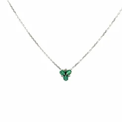 Collier or blanc émeraudes et diamants