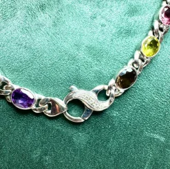 Collier or blanc, pierres fines et diamants