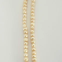 Collier or jaune perle et diamants