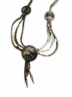 Collier or jaune, platine et diamants