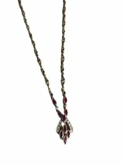 Collier or jaune, rubis et diamants
