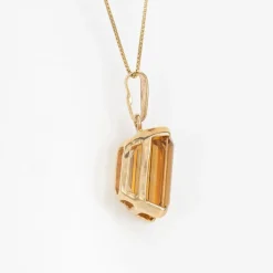 Collier pendentif citrine or jaune 15 carats