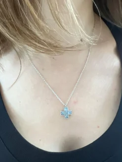 Collier Pendentif Croix Topaze