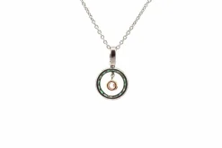 Collier pendentif diamants et émeraudes