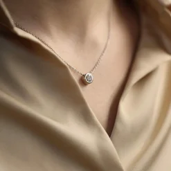 Collier pendentif en or gris 18K avec diamant taille ancienne 0,80 ct I-VS – 40 cm