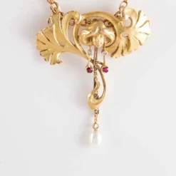 Collier Pendentif Feuillage Diamants Perle