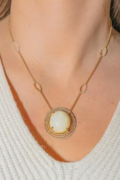 Collier Pendentif Or jaune Opale