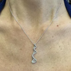 Collier pendentif Vague diamants