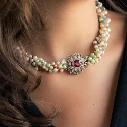 Collier Perles, Emeraudes, Saphirs, Rubis et Spinelles