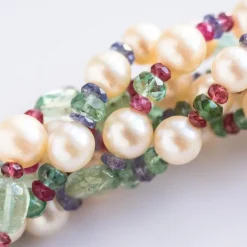 Collier Perles, Emeraudes, Saphirs, Rubis et Spinelles
