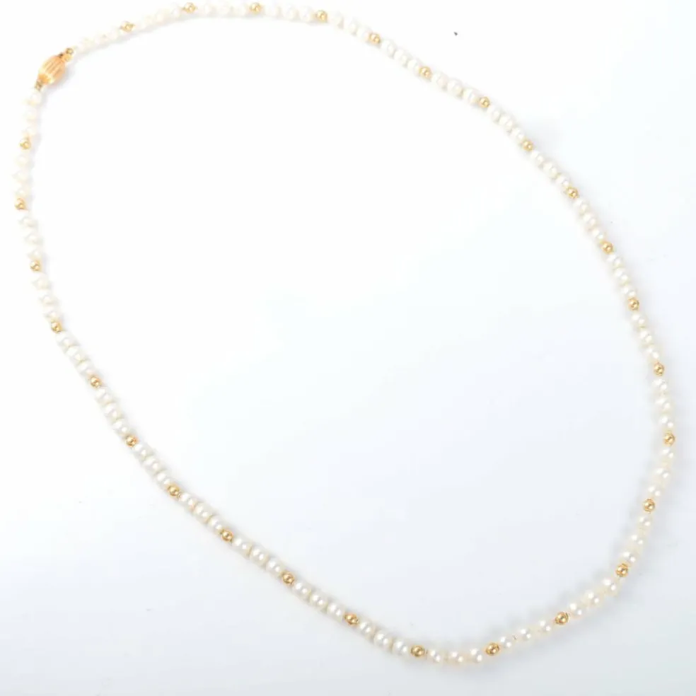 Collier perles et boules or jaune