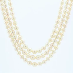 Collier perles triple rang ancien