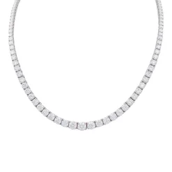 Collier rivière diamants en or blanc.