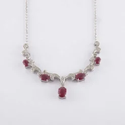 Collier rubis, diamants