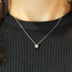 Collier Solitaire diamant et or blanc