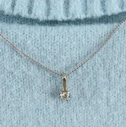 Collier solitaire or blanc et diamant