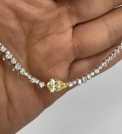 Collier tennis diamant jaune