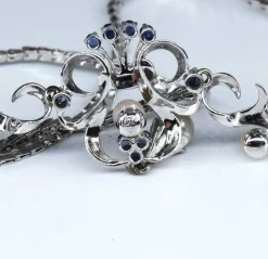 Collier vintage en perles et saphirs des années 60