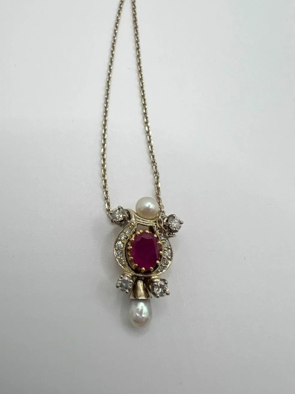 Collier vintage or perle et rubis