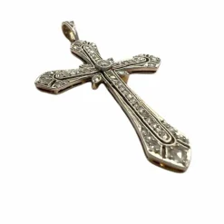Croix Art Déco 1920-1925 en or et platine, diamants
