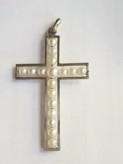 Croix Art Déco or blanc et perles