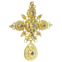Croix en or et diamants