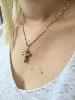 Croix Filigranée Or Jaune