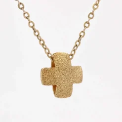 Croix grecque or jaune ciselé