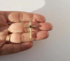 Croix pendentif ancien régional grenat or rose