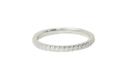Demi alliance en or blanc et diamants 0.25ct