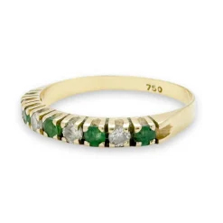 Demi alliance en or jaune émeraudes et diamants