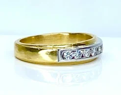 Demi alliance en or jaune et or blanc 18 carats et diamants