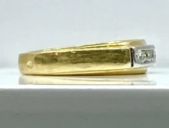 Demi alliance en or jaune et or blanc 18 carats et diamants