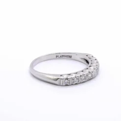Demi-alliance américaine platine et diamants