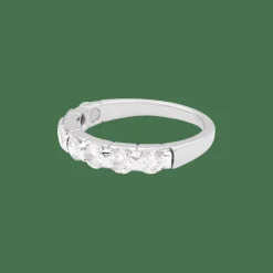 Demi-alliance or blanc et diamants.