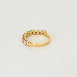 Demi-Alliance or jaune et diamants