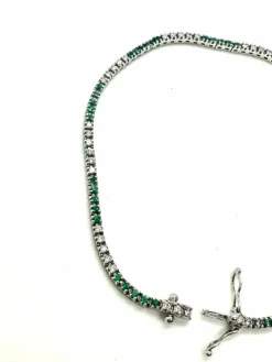Diamants de tennis et tsavorites