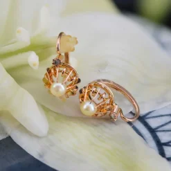 Dormeuses anciennes or rose perle et diamant