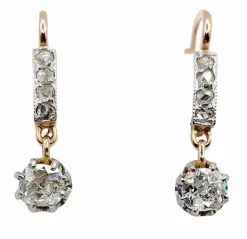 Dormeuses antique or rose 18k sertie de diamants en serti griffes surmonté d'une ligne de diamants taillé en rose