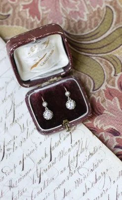 Dormeuses Art Déco Or rose et blanc et Diamants 0.90 Ct