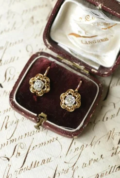 Dormeuses Diamants taille ancienne coussin 1.40 Ct