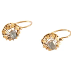 Dormeuses en or jaune, diamants