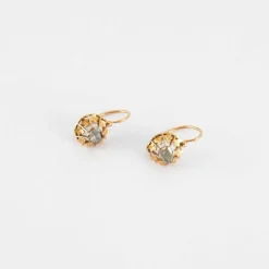 Dormeuses en or jaune, diamants