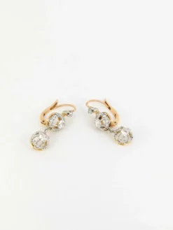 Dormeuses en or jaune et diamants