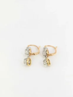 Dormeuses en or jaune et diamants
