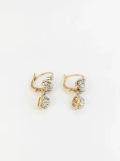 Dormeuses en or jaune et diamants